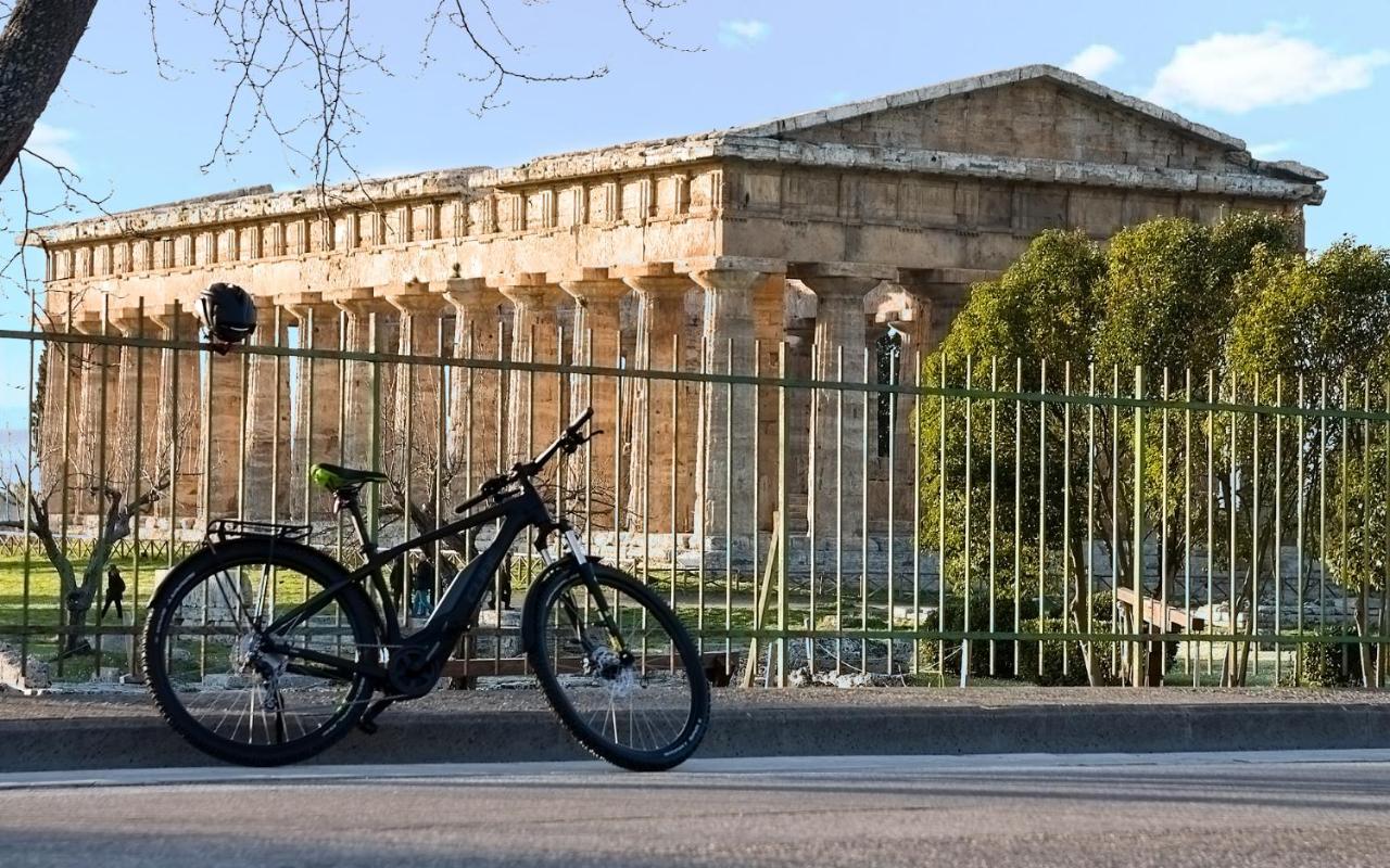 Villa Claudianna Bed & Bike Паестум Екстериор снимка
